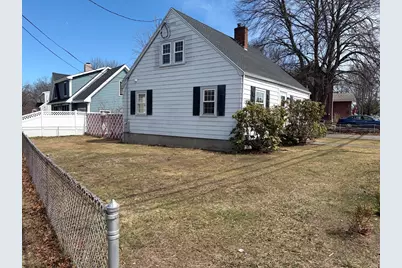 40 Beach St, Woburn, MA 01801 - Photo 17