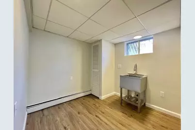 40 Beach St, Woburn, MA 01801 - Photo 15