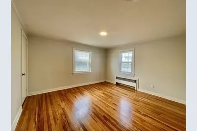 40 Beach St, Woburn, MA 01801 - Photo 5