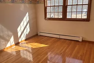 13 Phillip Ave, Burlington, MA 01803 - Photo 5