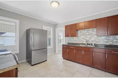 101-103 Oak St, Springfield, MA 01151 - Photo 5