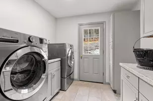 235 James St, Ludlow, MA 01056 - Photo 31