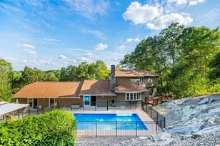 235 James St, Ludlow, MA 01056 - Photo 7