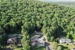 235 James St, Ludlow, MA 01056 - Photo 7