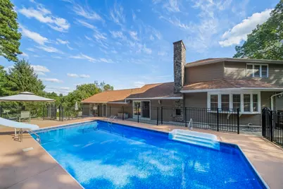 235 James St, Ludlow, MA 01056 - Photo 33