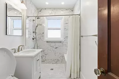 7 Clyde Rd #1, Watertown, MA 02472 - Photo 5