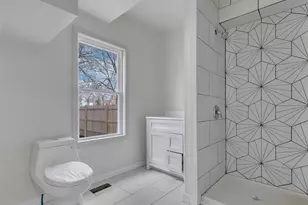 25 Tremont St, Brockton, MA 02301 - Photo 11
