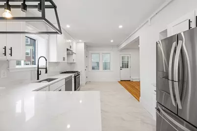 10 Beech St #2, Cambridge, MA 02140 - Photo 3