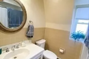 5 Larose Pl, Boston, MA 02135 - Photo 9