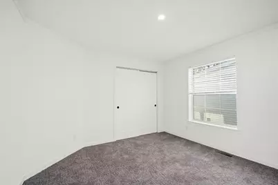 19 Pinrock Drive, Sturbridge, MA 01566 - Photo 13