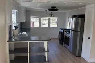 28 Riverview Cir, Brimfield, MA 01010 - Photo 5