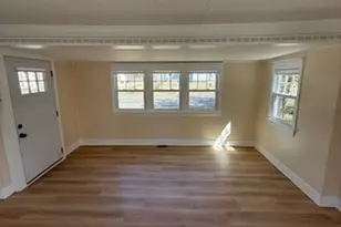 28 Riverview Cir, Brimfield, MA 01010 - Photo 9