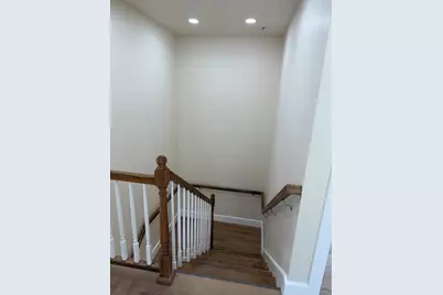 40 Craigie Ave, Haverhill, MA 01830 - Photo 7