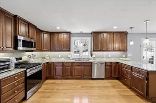 97 Gorham St, Chelmsford, MA 01824 - Photo 9