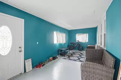 115 Pasadena St, Springfield, MA 01108 - Photo 3