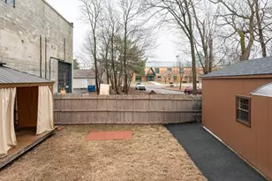 10 Fay St, Lowell, MA 01852 - Photo 29