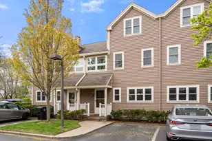 6 Locust Ln, Watertown, MA 02472 - Photo 11