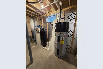 113 Newton St, West Boylston, MA 01583 - Photo 31