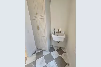 113 Newton St, West Boylston, MA 01583 - Photo 9