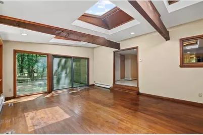 28 Revere Rd, Longmeadow, MA 01106 - Photo 9