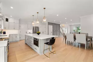 273 Edenfield Ave, Watertown, MA 02472 - Photo 9