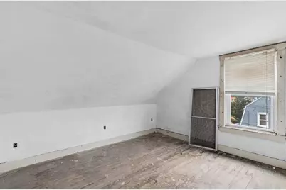 238 Tremont St, New Bedford, MA 02740 - Photo 37