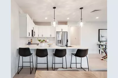 62 Foundry St #202, Wakefield, MA 01880 - Photo 3