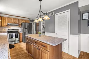 11 Margaret Rd, Taunton, MA 02718 - Photo 9