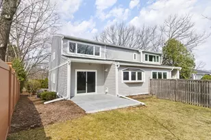 15 Edward Dr, Winchester, MA 01890 - Photo 3