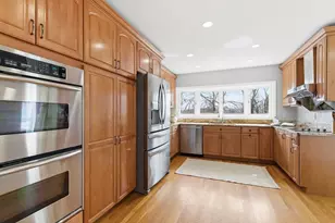 15 Edward Dr, Winchester, MA 01890 - Photo 19