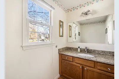 5 Hunter Cir, Milford, MA 01757 - Photo 37