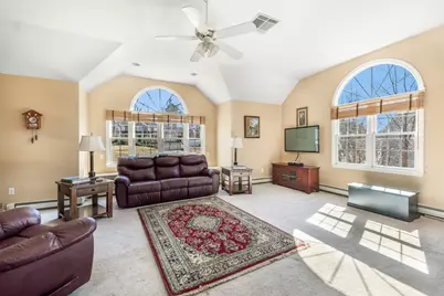 5 Hunter Cir, Milford, MA 01757 - Photo 33