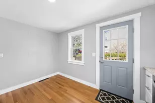 98 Lakeshore Dr, Marlborough, MA 01752 - Photo 9