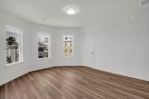 12 Alpine St, Worcester, MA 01610 - Photo 9