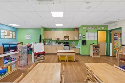 443 W Lowell Ave, Haverhill, MA 01832 - Photo 23