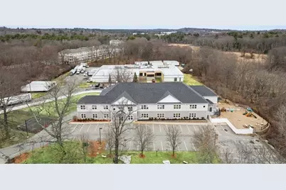 443 W Lowell Ave, Haverhill, MA 01832 - Photo 3