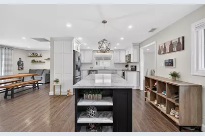 11 Pontiac Rd, Peabody, MA 01960 - Photo 25