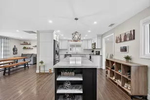 11 Pontiac Rd, Peabody, MA 01960 - Photo 25