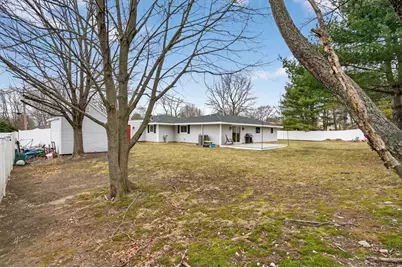 11 Pontiac Rd, Peabody, MA 01960 - Photo 35