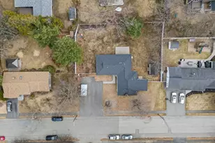 11 Pontiac Rd, Peabody, MA 01960 - Photo 37