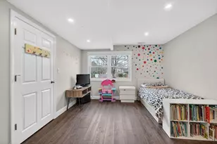 11 Pontiac Rd, Peabody, MA 01960 - Photo 9