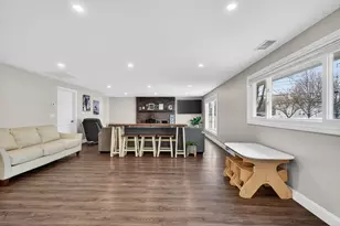 11 Pontiac Rd, Peabody, MA 01960 - Photo 3