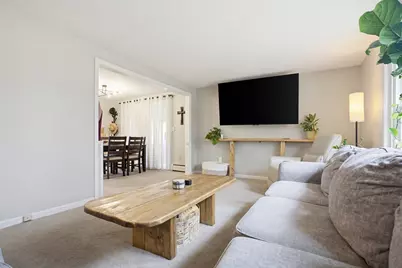 138 Howe St #138, Marlborough, MA 01752 - Photo 17