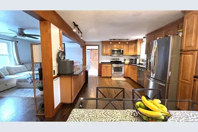 11 Walnut St, Douglas, MA 01516 - Photo 5