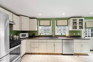 11 Barbara Terrace, Watertown, MA 02472 - Photo 9