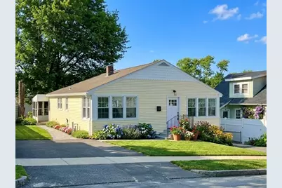 18 Palisades St, Worcester, MA 01604 - Photo 1