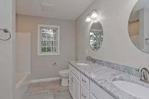 147 Parkerview St, Springfield, MA 01119 - Photo 17