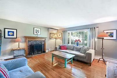 679 N Falmouth, Falmouth, MA 02556 - Photo 3