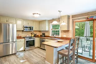679 N Falmouth, Falmouth, MA 02556 - Photo 9