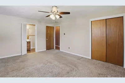 35 Hampton Street, Auburn, MA 01501 - Photo 19